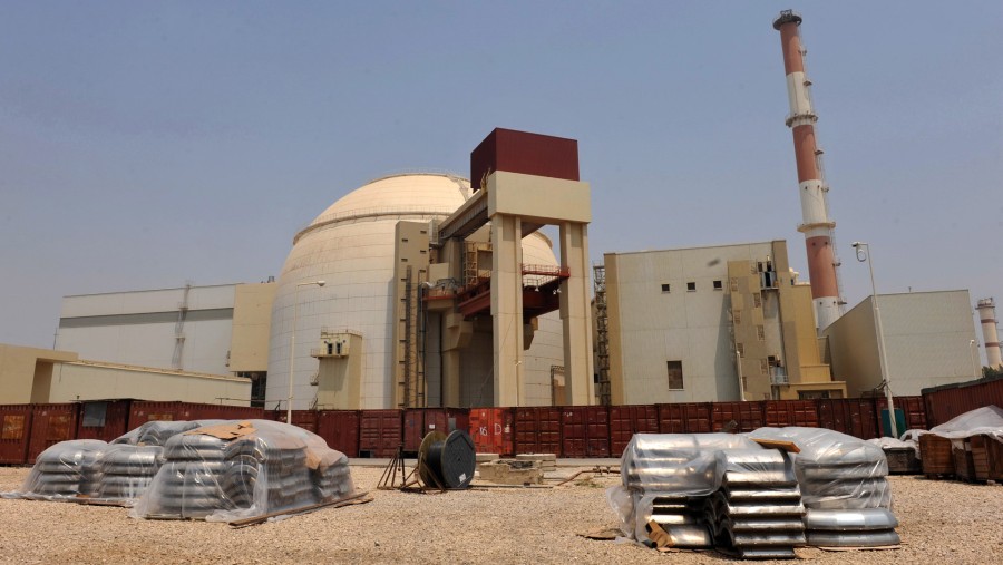 Bangunan reaktor di PLTN Bushehr di Bushehr, Iran. (Iran International Photo Agency/Getty Images via Bloomberg)