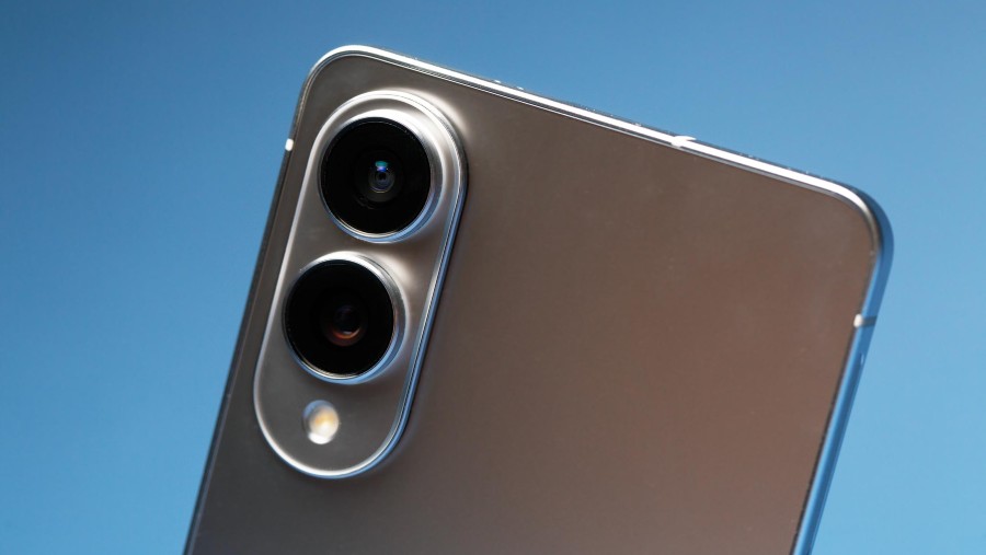 Samsung Galaxy S25 Edge. (Halie Chavez/Bloomberg)