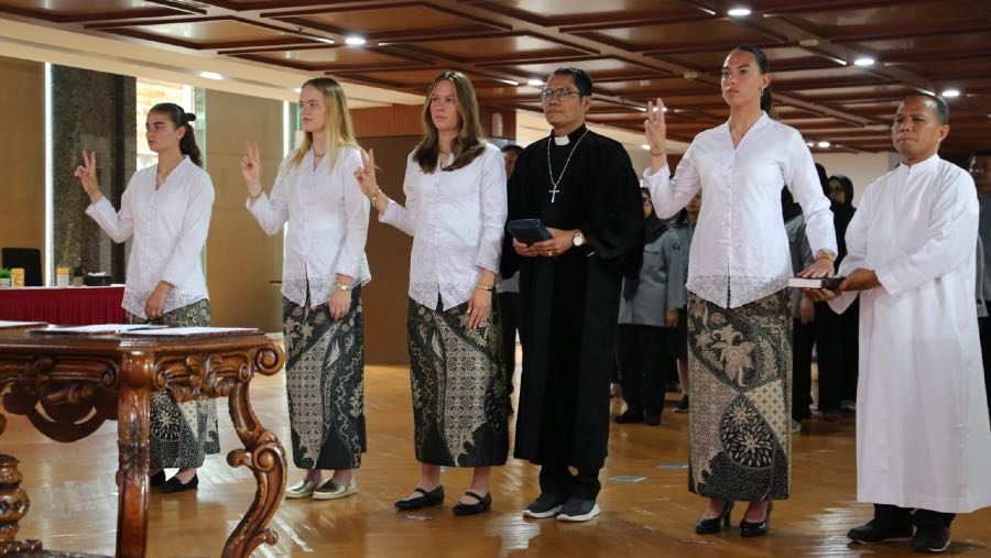 4 Pesepakbola Wanita asal Belanda Resmi Jadi WNI. (Sumber: Dok. Kemenkum Ham)