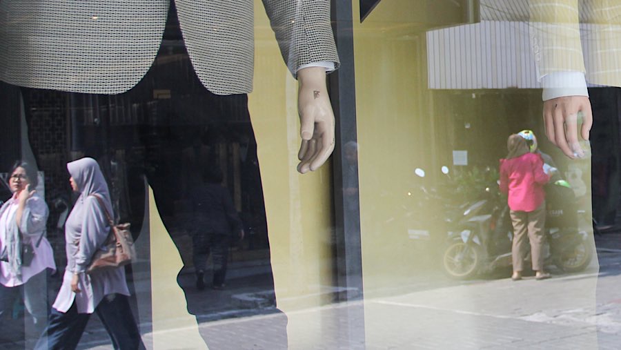 Revitalisasi akan dilaksanakan secara optimal karena Pasar Baru berada di lokasi strategis. (Bloomberg Technoz/Andrean Kristianto)