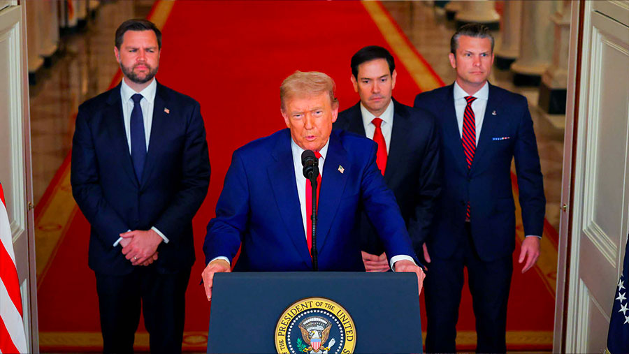 Usai Bom Fasilitas Nuklir Iran, Trump Desak Iran untuk Berdamai (Bloomberg)