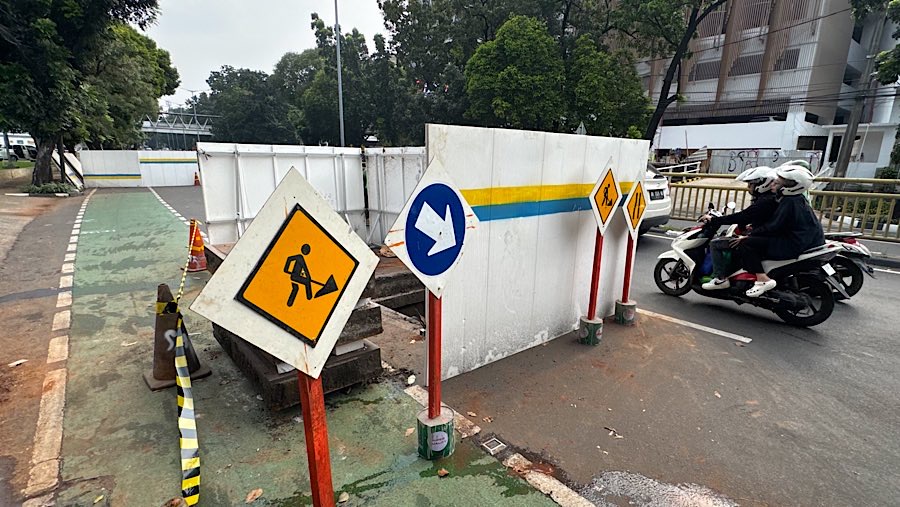 Pemprov DKI Jakarta akan menertibkan sejumlah proyek galian di berbagai titik wilayah. (Bloomberg Technoz/Andrean Kristianto)