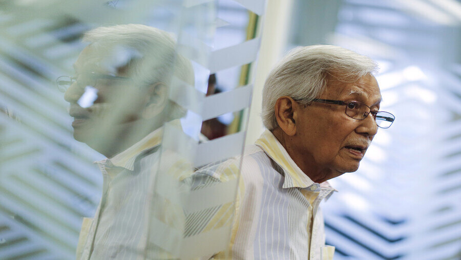 Mantan Menteri Keuangan Malaysia Daim Zainuddin (Sumber: Bloomberg)