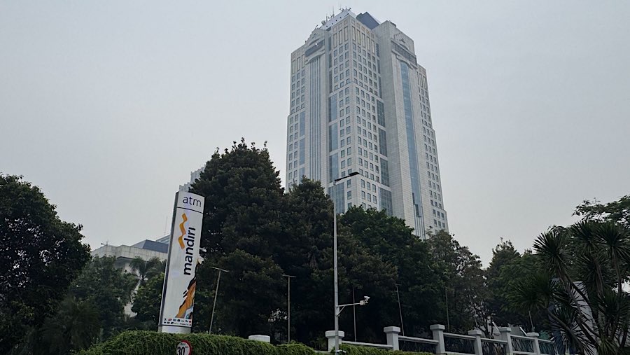 Gedung Wisma Danantara Indonesia di jalan Jend. Gatot Subroto, Minggu (29/6/2026). (Bloomberg Technoz/Andrean Kristianto)
