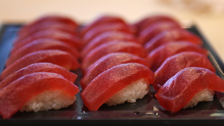 Sushi tuna di Urayasu, Jepang. (Fotografer: Noriko Hayashi/Bloomberg)