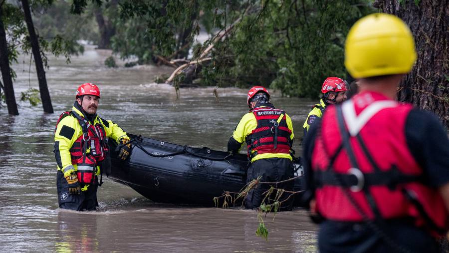 Banjir dahyat menerjang Texas AS. (Bloomberg)