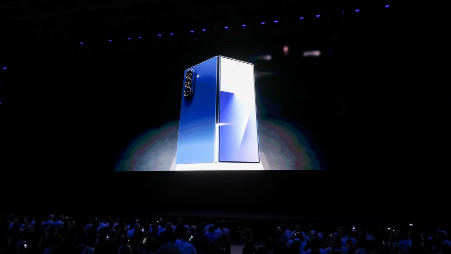 Acara perilisan global Samsung Galaxy Z Fold 7 di New York, AS, 9 Juli 2025. (Michael Nagle/Bloomberg)