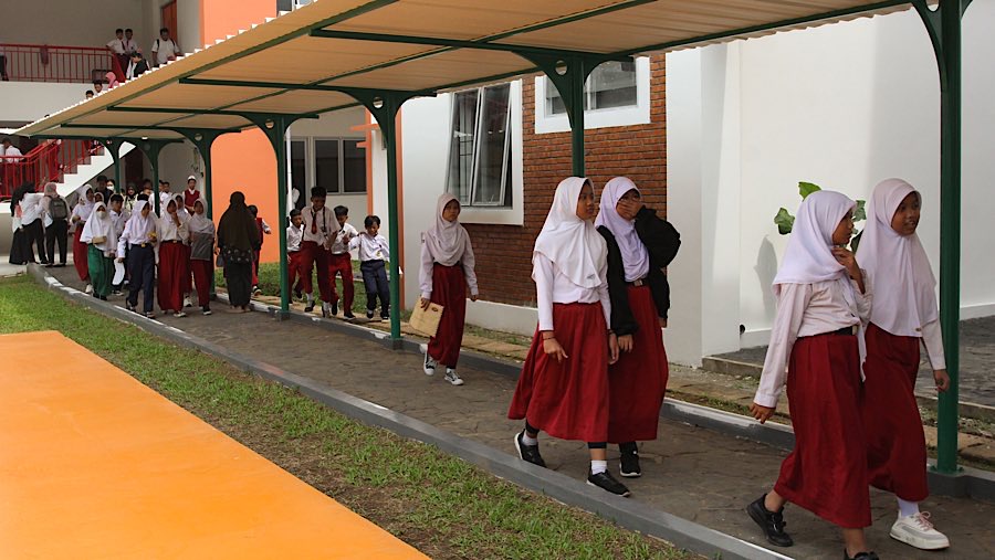Sekolah rakyat beroperasi di bawah pengelolaan Kementerian Sosial (Kemensos).  (Bloomberg Technoz/Andrean Kristianto)