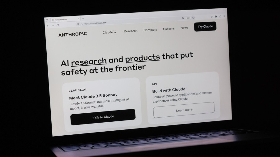 Tampilan layanan kecerdasan buatan (AI) dari Anthropic. (Bloomberg)