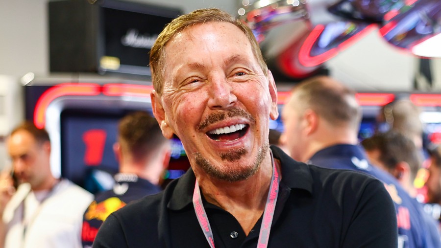 Larry Ellison, executive chairman perusahaan teknologi Oracle. (Bloomberg)	
