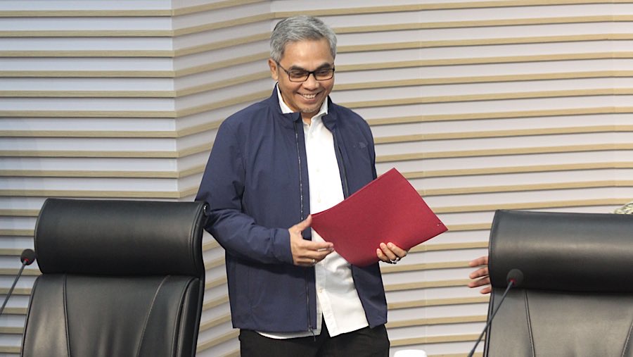 Ketua KPK Setyo Budiyanto saat konfrensi pers di KPK, Kamis (17/7/2025) (Bloomberg Technoz/Andrean Kristianto)