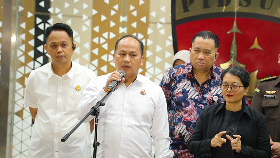 Kejaksaan Agung menetapkan delapan tersangka baru dalam kasus dugaan korupsi penyaluran kredit sejumlah bank BUMD ke PT Sritex. (Dok Kejaksaan Agung)