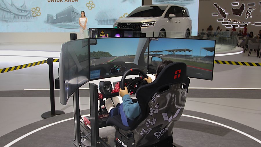 Pameran ini akan berlangsung selama 11 hari hingga 3 Agustus 2025. (Bloomberg Technoz/Andrean Kristianto)