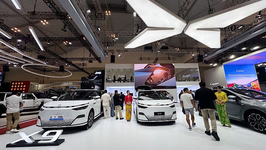 XPENG resmi menandai kehadirannya di Indonesia lewat debut perdananya di ajang GIIAS 2025. (Bloomberg Technoz/Andrean Kristianto)
