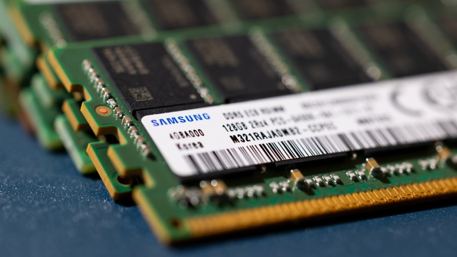 Chip semikonduktor produksi Samsung Electronics asal Korea Selatan. (Dok: Bloomberg)