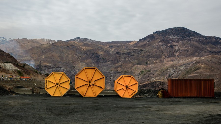 Mesin di fasilitas pemrosesan Codelco El Teniente di Machali, Cile./Bloomberg-Cristobal Olivares