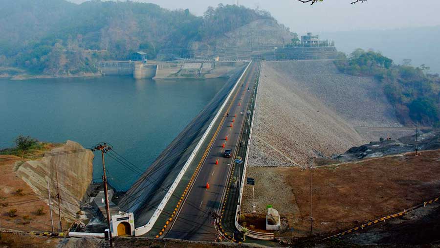 Pembangkit Listrik Tenaga Air (PLTA) Cirata berkapasitas 1.000 MW yang berada di Kabupaten Purwakarta dan Bandung Barat, Jawa Barat. (Dok. PLN)