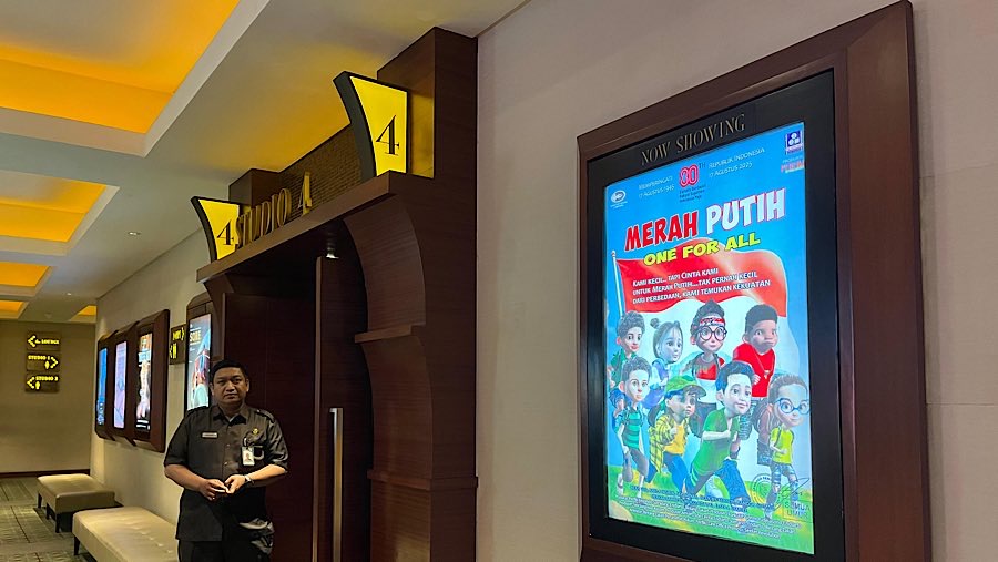 Film Merah Putih Tayang di Bioskop. (Bloomberg Technoz/Muhammad Fikri)