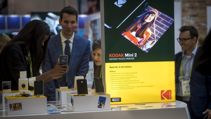 Ilustrasi sebagai pemeran dari Eastman Kodak, produsen perangkat foto instan di Las Vegas, Nevada, Amerika. (David Paul Morris/Bloomberg)