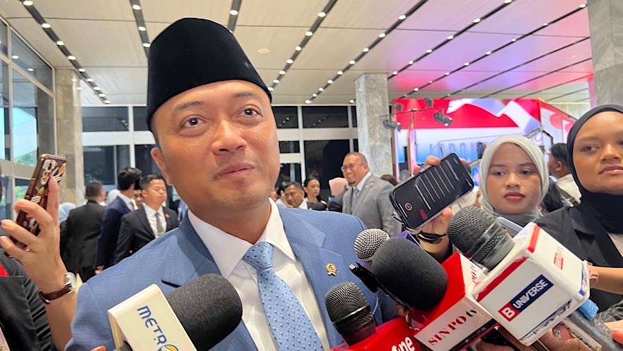 Mensesneg Prasetyo Hadi usai sidang tahunan MPR di Gedung DPR/MPR, Jumat (15/8/2025). (Bloomberg Technoz/Mis Fransiska Dewi)