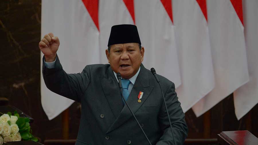 Presiden Prabowo Subianto memberikan pidato kenegaraan pada sidang tahunan MPR di Gedung DPR/MPR, Jumat (15/8/2025). (Dok. Foto Parlemen/Devi)