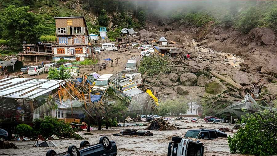 360 Orang Tewas Akibat Banjir Bandang di India dan Pakistan (Diolah berbagai sumber)
