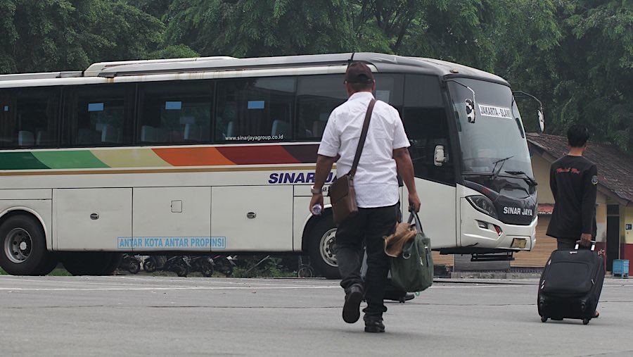 Penghentian pemutaran musik ini merupakan respons terhadap Peraturan Pemerintah Nomor 56 Tahun 2021. (Bloomberg Technoz/Andrean Kristianto)