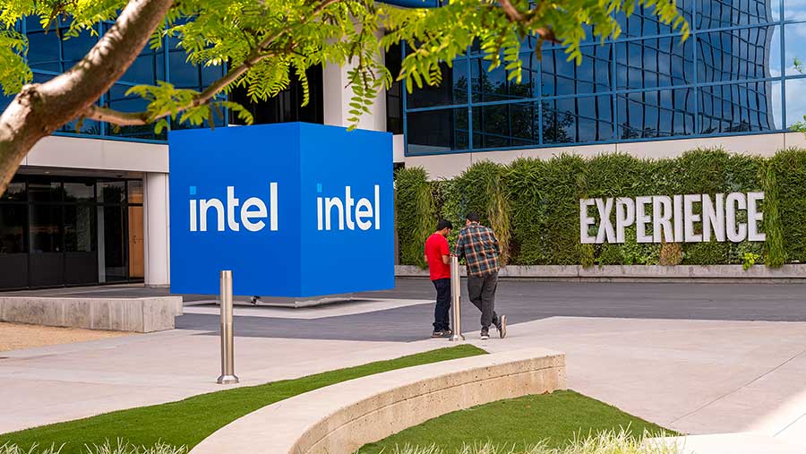 Kantor pusat Intel di Santa Clara, California (David Paul Morris/Bloomberg)