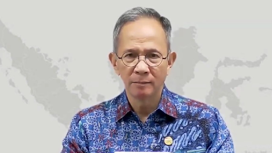 Ketua Dewan Komisioner OJK, Mahendra Siregar saat Hasil RDK Bulanan Juni 2024. (Youtube OJK)