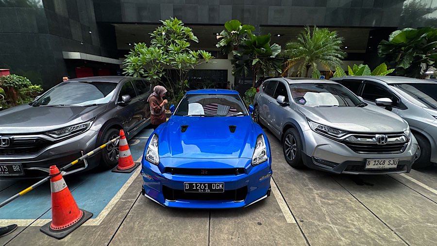 KPK sendiri sebenarnya masih dalam proses penyidikan terhadap kasus korupsi berupa pemerasan pada proses pengajuan izin TKA.