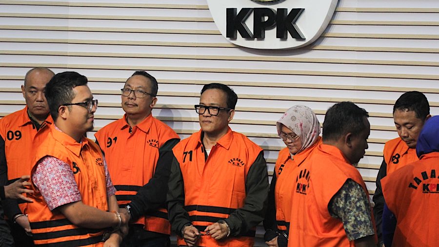 Noel menjadi tersangka dugaan pemerasan terkait pengurusan sertifikasi Keselamatan dan Kesehatan Kerja (K3) di Kementerian Ketenagakerjaan. 