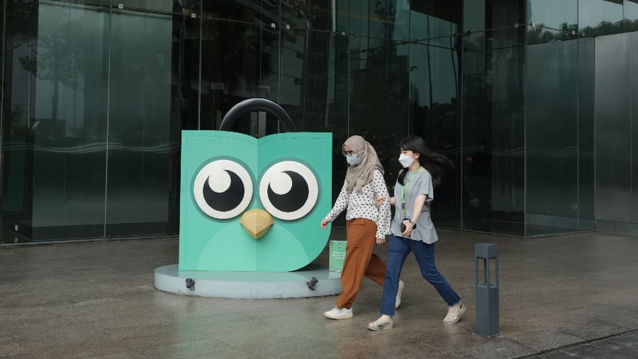 Papan nama Tokopedia. (Dimas Ardian/Bloomberg)