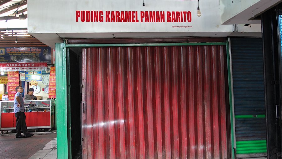 Namun lokasi ini kembali sepi karena ditinggal penyewa karena dinilai harga sewa yang terlalu tinggi. (Bloomberg Technoz/Andrean Kristianto)