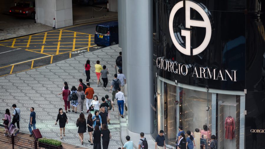 Toko Giorgio Armani. (Sumber: Bloomberg)