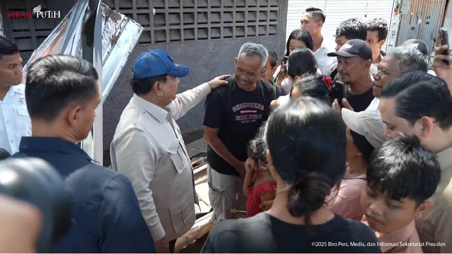 Usai kunjungan ke Timur Tengah, Presiden Prabowo Subianto langsung ke Bali meninjau penanganan dampak bencara banjir. (Setpres)