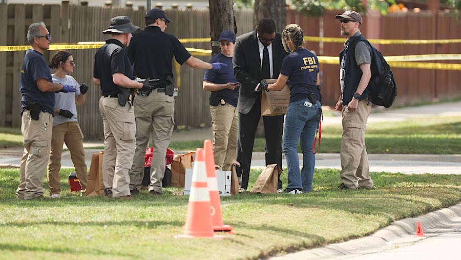 Seorang pria ditembak mati oleh petugas Imigrasi dan Bea Cukai Amerika Serikat (ICE) saat razia keimigrasian.. (Talia Sprague/Bloomberg)