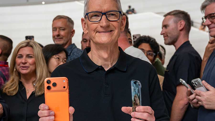 Tim Cook (David Paul Morris/Bloomberg)