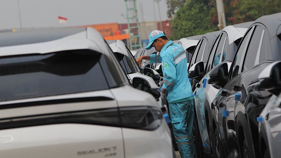 Seperti diketahui, pemerintah memberikan insentif impor BEV CBU dalam rangka tes pasar dengan komitmen investasi. (Bloomberg Technoz/Andrean)