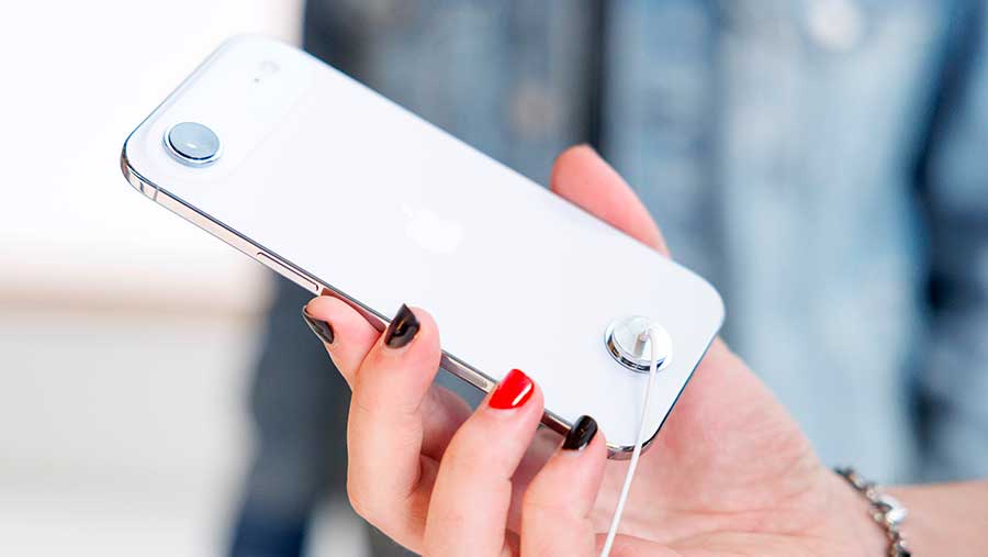 Apple iPhone 17 Mulai Dijual (Eric Thayer/Bloomberg)