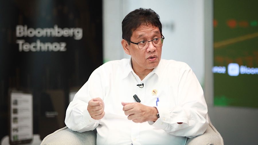 Menteri Keuangan Purbaya Yudhi Sadewa saat wawancara di Kantor Bloomberg Technoz, Jakarta, Selasa (30/9/2025). (Bloomberg Technoz/ Andrean Kristianto)