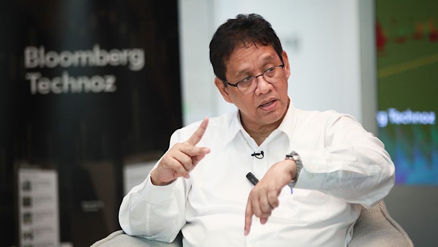 Menteri Keuangan Purbaya Yudhi Sadewa saat wawancara di Kantor Bloomberg Technoz, Jakarta, Selasa (30/9/2025). (Bloomberg Technoz/ Andrean Kristianto)