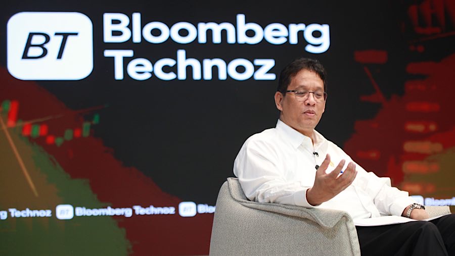 Menteri Keuangan Purbaya Yudhi Sadewa saat wawancara di Kantor Bloomberg Technoz, Jakarta, Selasa (30/9/2025). (Bloomberg Technoz/ Andrean Kristianto)