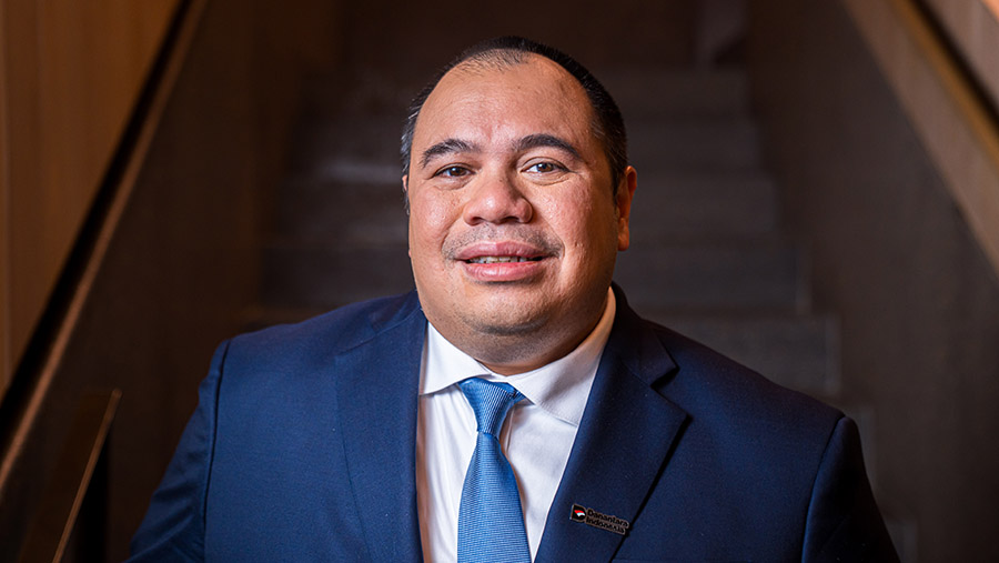 CIO Danantara Pandu Patria Sjahrir saat wawancara dengan Bloomberg TV di Hong Kong, Tiongkok, Jumat (28/3/2025). (Lam Yik/Bloomberg)