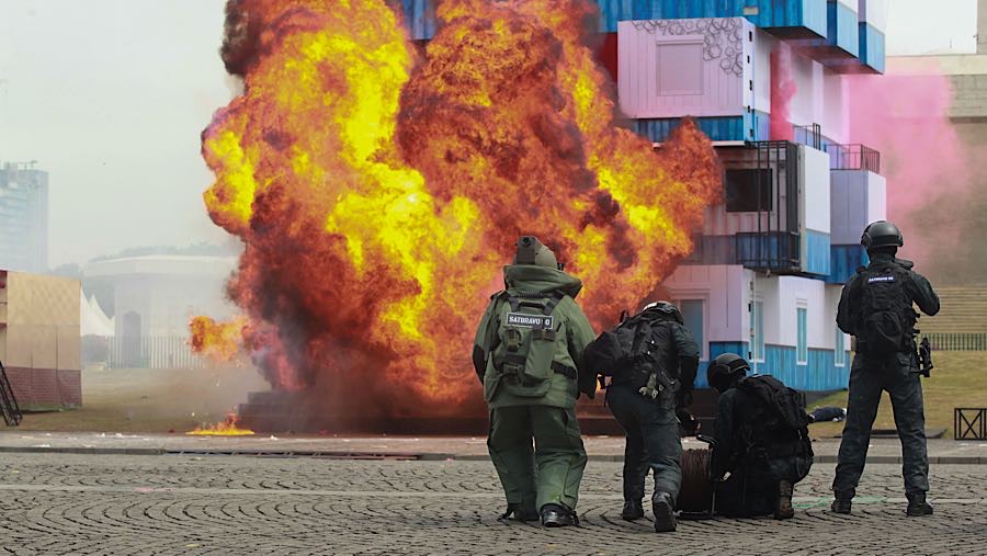 Tradisi perayaan HUT TNI di Monas telah lama menjadi ajang unjuk kekuatan pertahanan. (Blommberg Technoz/Andrean Kristianto)