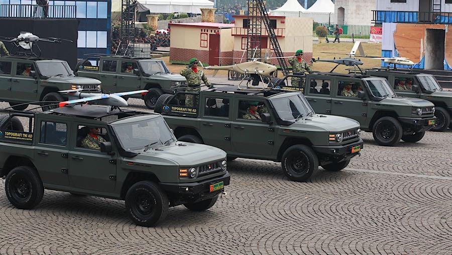 HUT ke-80 TNI merupakan wujud pertanggungjawaban TNI atas kepercayaan yang telah diberikan rakyat kepada TNI selama ini. (Bloomberg Technoz/Andre)