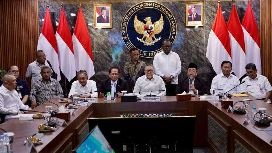 Dokumentasi kesepakatan substansi RTRW di Papua Selatan terkait target swasembada pangan, dihadiri Menteri Nusron Wahid. (Atrbpn.go.id)
