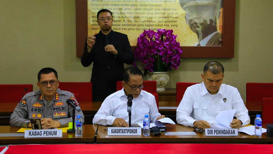 Penyidik Kortastipidkor Polri menetapkan empat tersangka dalam kasus dugaan korupsi pembangunan PLTU 1 Kalimantan Barat (Dok. Humas Polri)