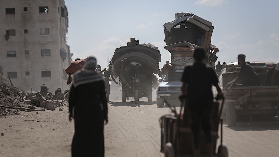 Israel kemudian diwajibkan untuk membebaskan hampir 2.000 tahanan Palestina (Ahmad Salem/Bloomberg)