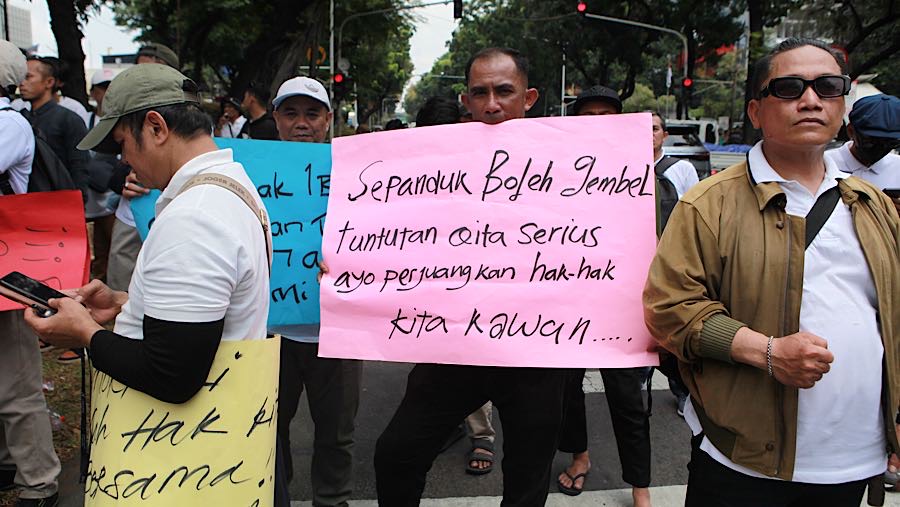 Mereka khawatir ketentuan tersebut akan mengurangi jumlah pengunjung secara drastis. (Bloomberg Technoz/Andrean Kristianto)