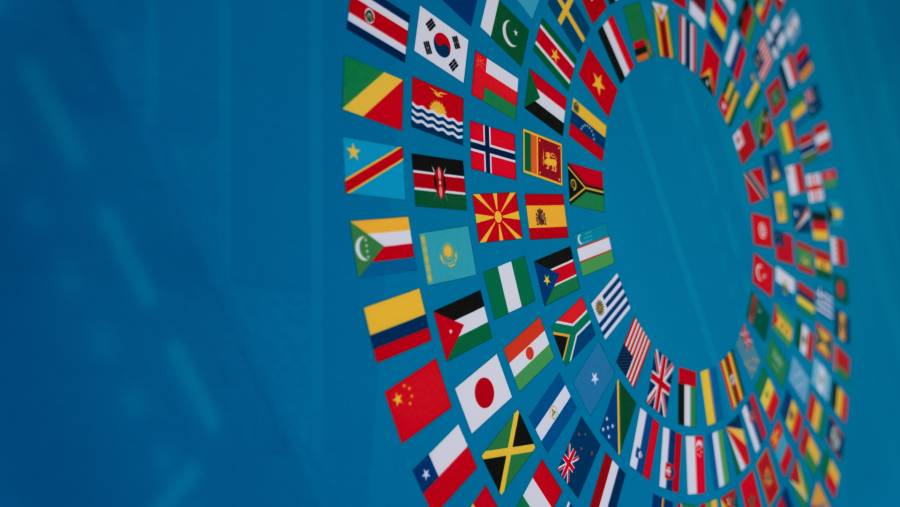 Bendera berbagai negara di dunia. (Bloomberg)